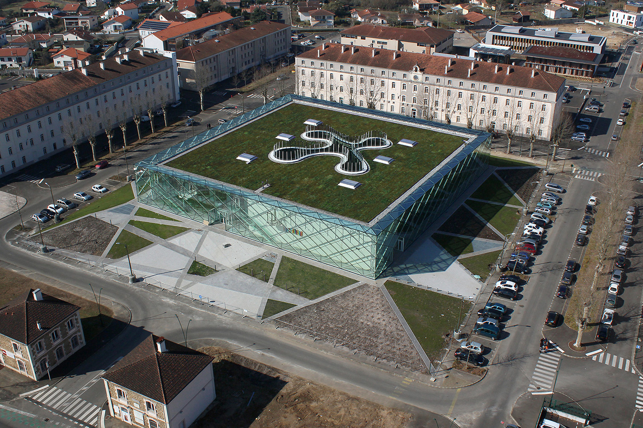 archi5-MontDeMarsan-Médiathèque-VueAerienne2Bis